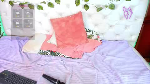 Snapshot of andrea_williams24 chatting on 26, 12, 2024 Naomi Andrea Daviss online show from 26, 12, 2024