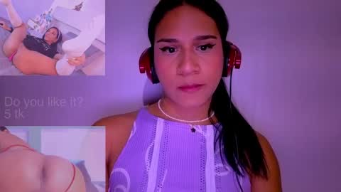 Snapshot of andreaafoxx chatting on 8, 9, 2025 Andrea Fox online show from 8, 9, 2025