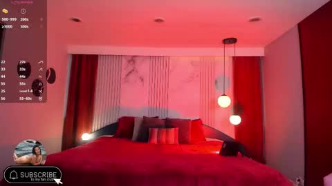 Snapshot of andreaxhange chatting on 5, 11, 2025 Alexa online show from 5, 11, 2025