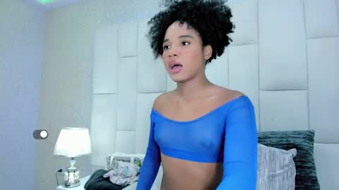 Snapshot of andreayano chatting on 6, 10, 2025 andreayano online show from 6, 10, 2025