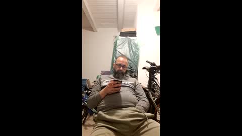 Snapshot of andrecool979 chatting on 6, 4, 2026 Andre online show from 6, 4, 2026