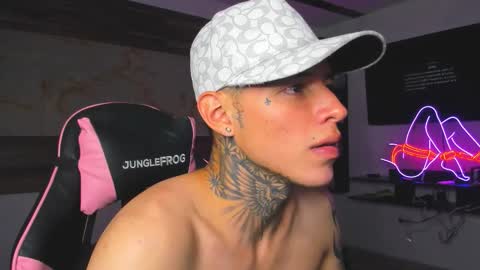 Snapshot of andrees_s chatting on 4, 10, 2025 andrees_s online show from 4, 10, 2025