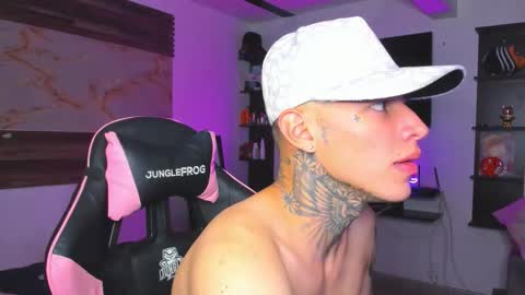 Snapshot of andrees_s chatting on 9, 10, 2025 andrees_s online show from 9, 10, 2025