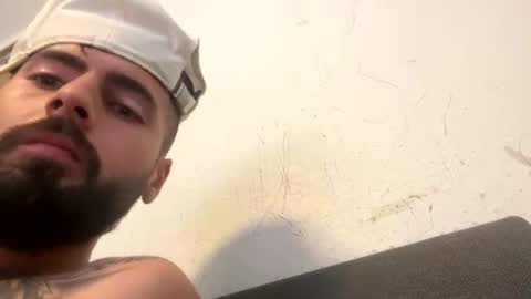 Snapshot of andreidenis23 chatting on 3, 8, 2026 andreidenis23 online show from 3, 8, 2026