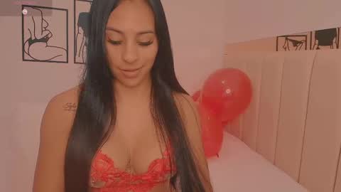 Snapshot of andreita__bustamante chatting on 15, 2, 2025 andreita__bustamante online show from 15, 2, 2025