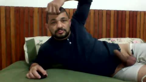 Snapshot of andreloko123 chatting on 23, 10, 2025 andreloko123 online show from 23, 10, 2025