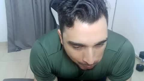 andres180950734 online show from 21, 11, 2025