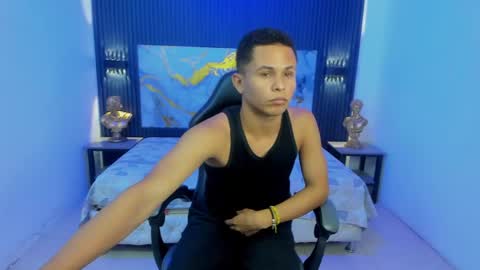 Snapshot of andres1_8 chatting on 5, 4, 2026 IM ANDRES online show from 5, 4, 2026