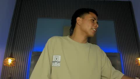 Snapshot of andres1_8 chatting on 13, 5, 2026 IM ANDRES online show from 13, 5, 2026