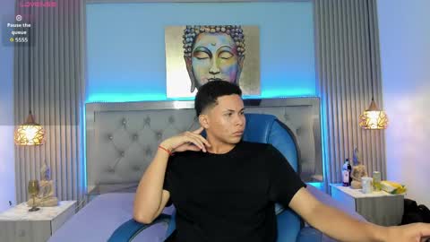 Snapshot of andres1_8 chatting on 17, 5, 2026 IM ANDRES online show from 17, 5, 2026