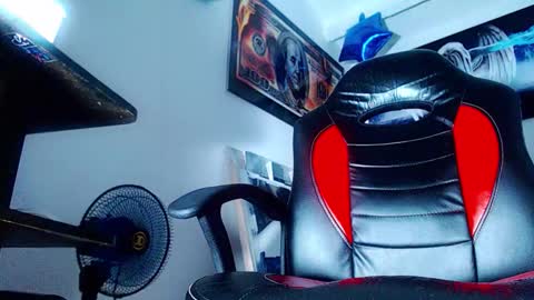 Snapshot of andres_cond chatting on 9, 10, 2025 Andrs   o online show from 9, 10, 2025