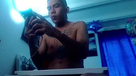 Snapshot of andres_cond chatting on 13, 10, 2025 Andrs   o online show from 13, 10, 2025