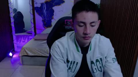 Snapshot of andres_tay chatting on 20, 5, 2026 andres_tay online show from 20, 5, 2026