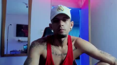 Snapshot of andres_white chatting on 16, 1, 2026 Andres white online show from 16, 1, 2026