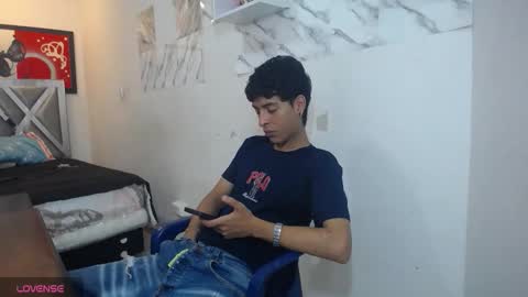 andrescoll25 online show from 21, 4, 2026