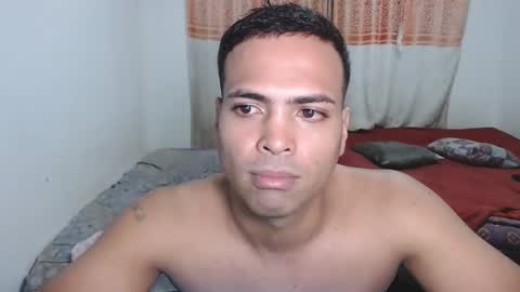 Snapshot of andresfern chatting on 1, 3, 2025 ANDRES online show from 1, 3, 2025