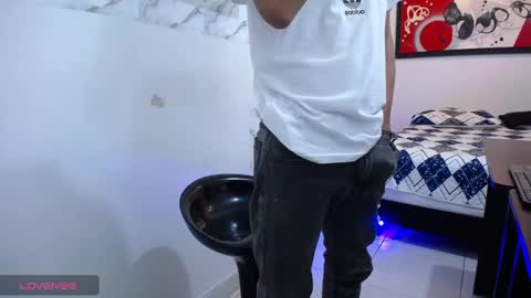 Snapshot of andressdean chatting on 18, 12, 2024 Andres Dean online show from 18, 12, 2024