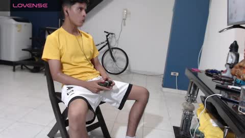 Snapshot of andressdean chatting on 17, 1, 2025 Andres Dean online show from 17, 1, 2025