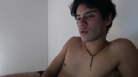 Snapshot of andrestorres0 chatting on 10, 12, 2024 Andres Torres online show from 10, 12, 2024