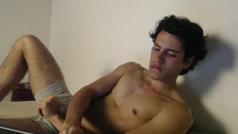 Snapshot of andrestorres0 chatting on 13, 2, 2025 Andres Torres online show from 13, 2, 2025