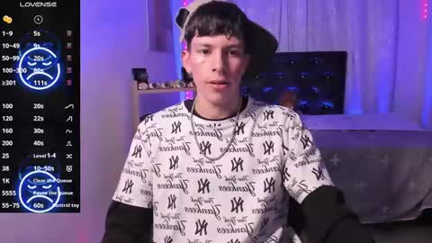 Snapshot of andrew_angels chatting on 17, 12, 2024 andrew_angels online show from 17, 12, 2024