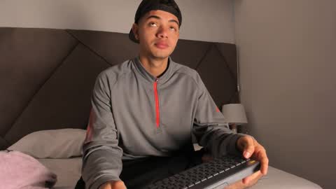 Snapshot of andrew_colleman1 chatting on 13, 10, 2025 Colleman online show from 13, 10, 2025