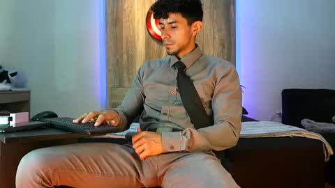 Andrew online show from 23, 10, 2025