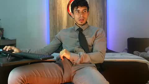 Andrew online show from 30, 10, 2025