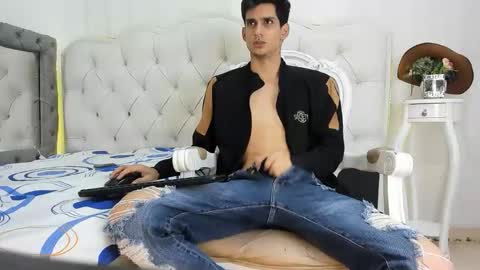 Andrew online show from 14, 12, 2025