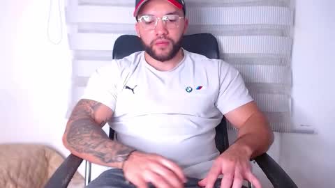 andrew_holden__ online show from 27, 10, 2025