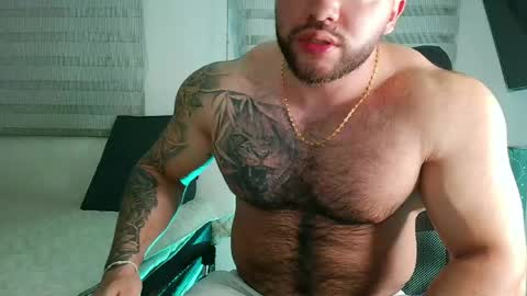 Snapshot of andrew_holden__ chatting on 25, 4, 2026 andrew_holden__ online show from 25, 4, 2026