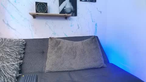 andrew restrepo online show from 18, 3, 2026