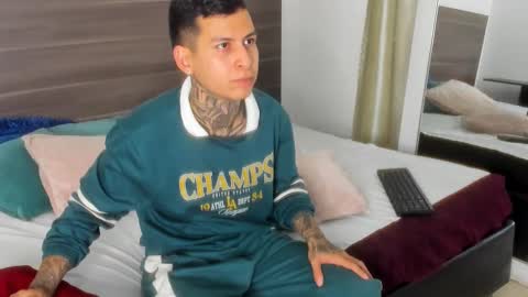 andrew_sanders69 online show from 3, 12, 2025