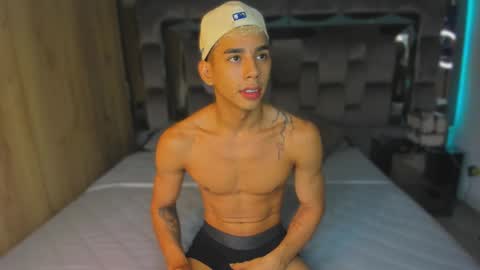 Snapshot of andrew_twink18 chatting on 18, 1, 2026 Andrew M. online show from 18, 1, 2026