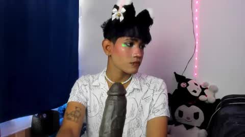 Snapshot of andrew_uwu_ chatting on 7, 10, 2025 ANDREW independent model online show from 7, 10, 2025