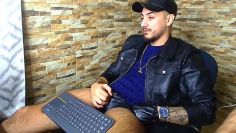 Snapshot of andrewbanner chatting on 2, 12, 2024 MasterRomania online show from 2, 12, 2024