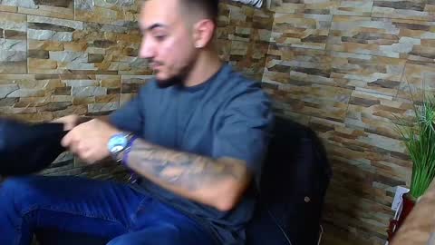 Snapshot of andrewbanner chatting on 15, 12, 2024 MasterRomania online show from 15, 12, 2024