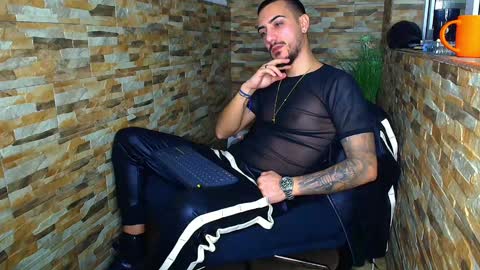 Snapshot of andrewbanner chatting on 21, 12, 2024 MasterRomania online show from 21, 12, 2024