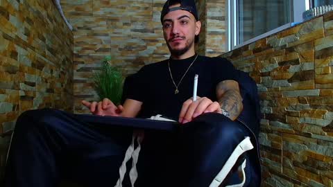 Snapshot of andrewbanner chatting on 29, 12, 2024 MasterRomania online show from 29, 12, 2024