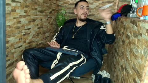 Snapshot of andrewbanner chatting on 21, 1, 2025 MasterRomania online show from 21, 1, 2025