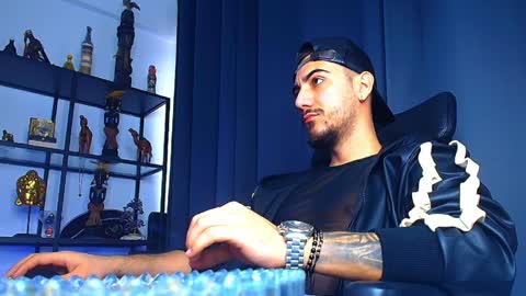 Snapshot of andrewbanner chatting on 7, 2, 2025 MasterRomania online show from 7, 2, 2025