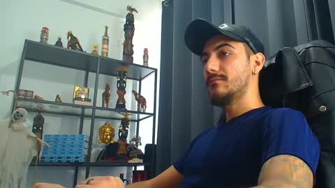 Snapshot of andrewbanner chatting on 21, 2, 2025 MasterRomania online show from 21, 2, 2025