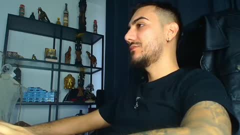 Snapshot of andrewbanner chatting on 27, 2, 2025 MasterRomania online show from 27, 2, 2025