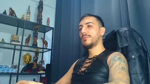 Snapshot of andrewbanner chatting on 3, 3, 2025 MasterRomania online show from 3, 3, 2025