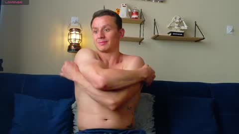 andrewfalcon_ online show from 26, 5, 2026