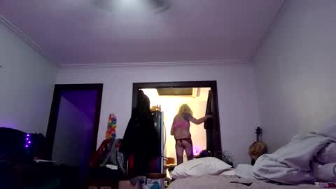 Snapshot of andrewgennie chatting on 24, 3, 2026 andrewgennie online show from 24, 3, 2026