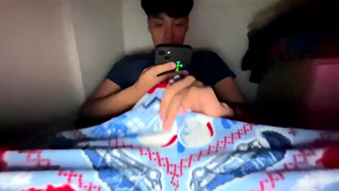 Snapshot of andrewhdez chatting on 30, 1, 2025 Andrew online show from 30, 1, 2025