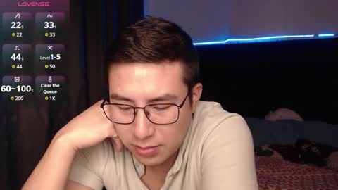 andrewmhilton_ online show from 21, 12, 2025