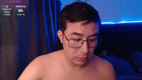 andrewmhilton_ online show from 17, 7, 2026