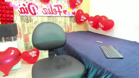   online show from 14, 2, 2025